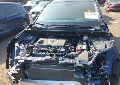 2022 Toyota Rav4 Xle z USA, uszkodzony, nr VIN 2T3W1RFV5NW230134